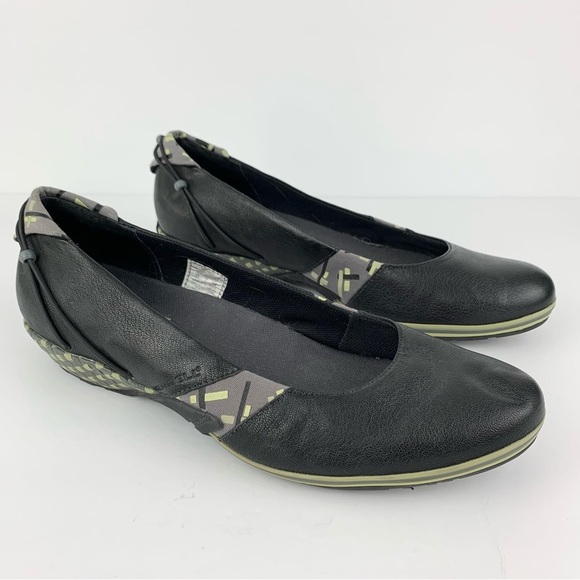 Merrell Elles Black Leather Slip On Athletic Air Cushion Bungee Flats 8.5 - Picture 1 of 12